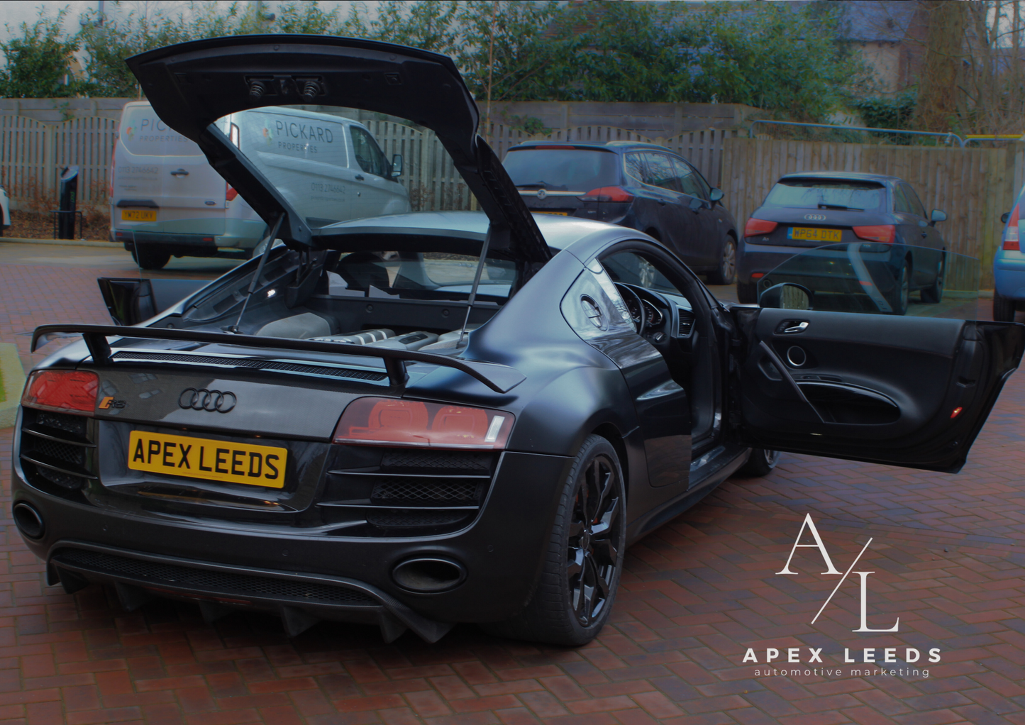 2011 V10 Audi R8
